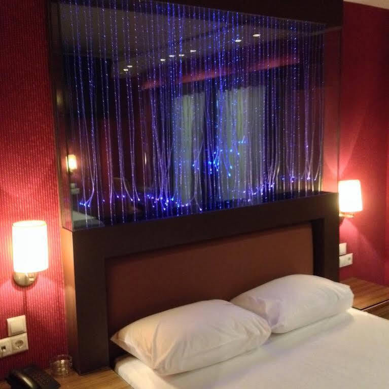 酒店 Lacoba Hotel (Adults Only) 2*
